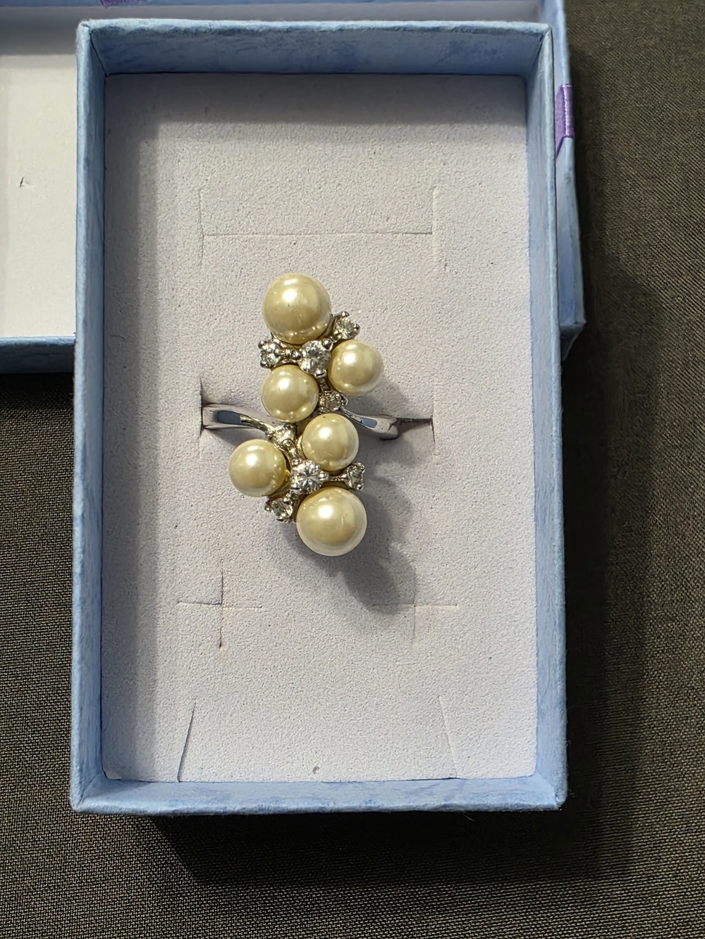 Estate Faux Pearl Cluster Ring with Clear Crystal Accents - Item 491